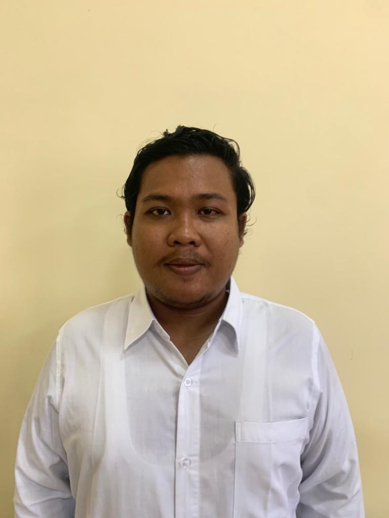 I Made Ariana, S.Kom